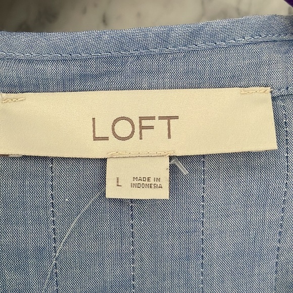 NWT LOFT Blue Flowy Lightweight Split-neck Pin-tuck Pleated Tunic Top - Picture 10 of 12